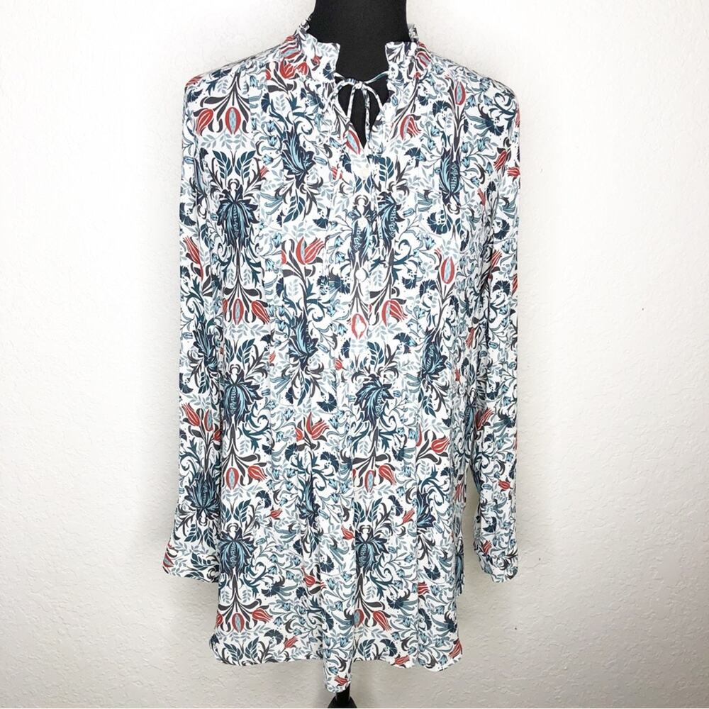 LOFT white blue red floral popover tunic top size Medium